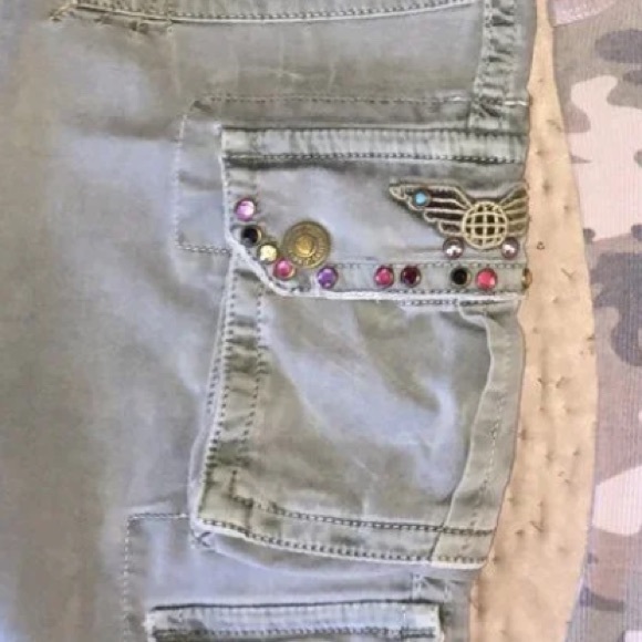 ROBIN’S JEANS, Shorts - Picture 4 of 12